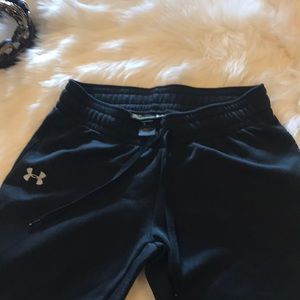 Under Armour black sweat pants